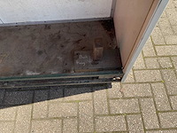 Verkoop container / snackbar - afbeelding 19 van  35