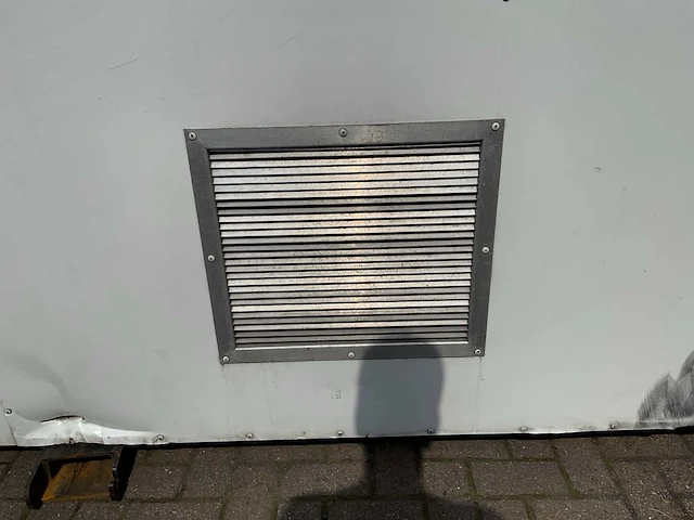 Verkoop container / snackbar - afbeelding 27 van  36