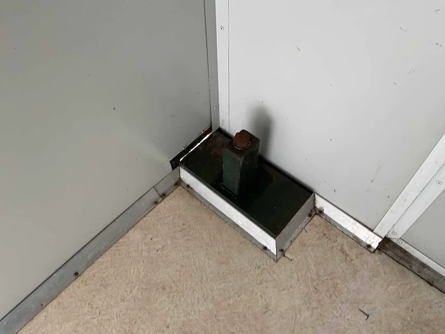 Verkoop container / snackbar - afbeelding 9 van  36