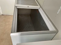 Verkoop container / snackbar - afbeelding 17 van  36