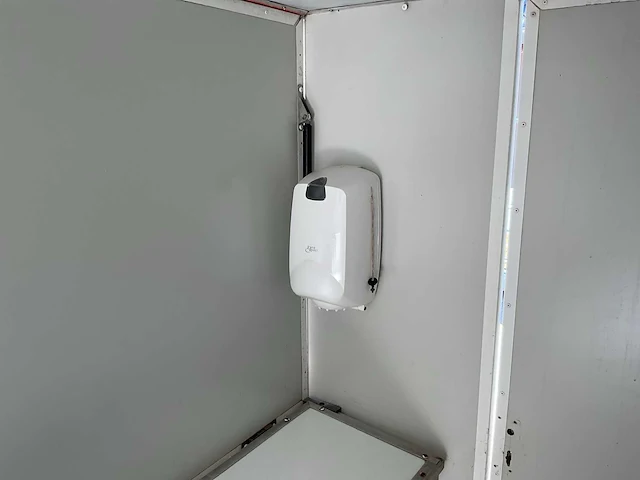 Verkoop container / snackbar - afbeelding 7 van  36