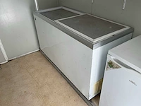 Verkoop container / snackbar - afbeelding 24 van  36