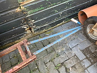 Verkoop kraam - afbeelding 3 van  3