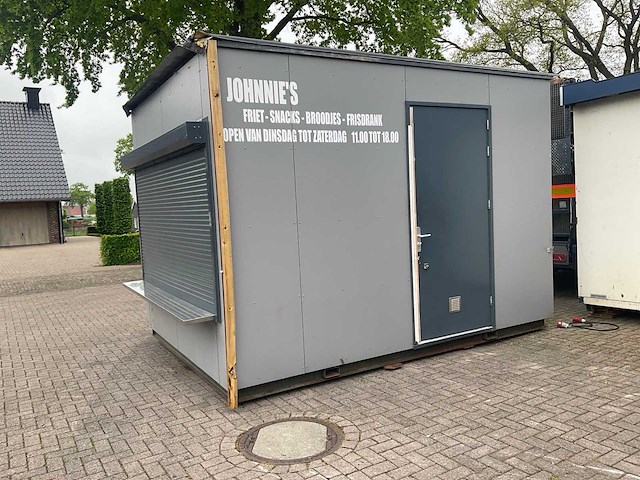Verkoop unit / food unit / foodtrucks - afbeelding 6 van  19