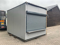Verkoop unit / food unit / foodtrucks - afbeelding 1 van  19