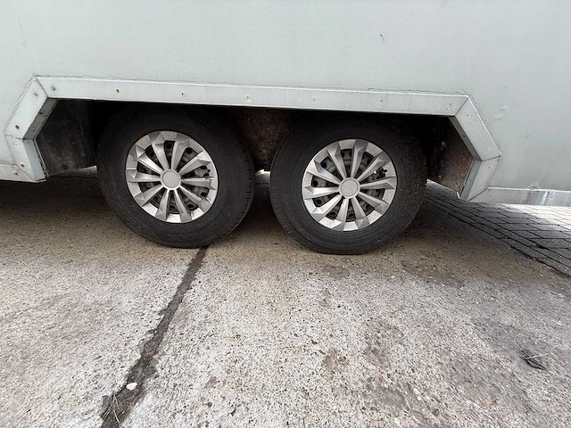 Verkoopwagen foodtruck schamelwagen - afbeelding 7 van  33