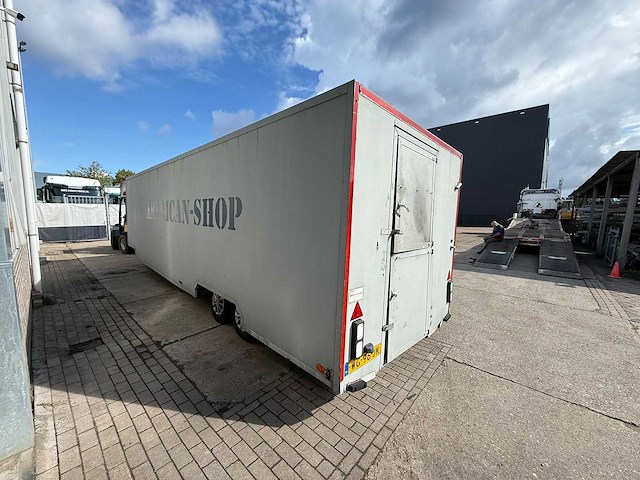 Verkoopwagen foodtruck schamelwagen - afbeelding 30 van  33