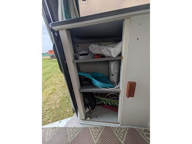 Verlengde camperbus volkswagen, t4 transporter, bouwjaar 1992 - afbeelding 30 van  72