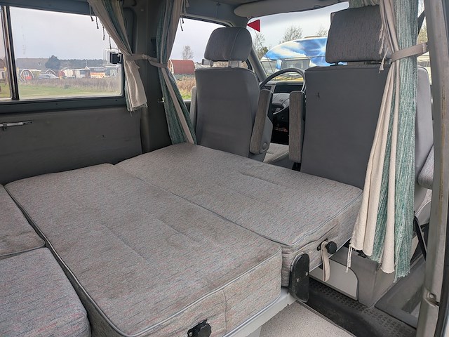 Verlengde camperbus volkswagen, t4 transporter, bouwjaar 1992 - afbeelding 61 van  72