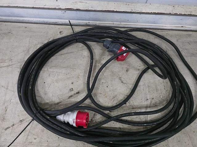 Verlengkabel 20 meter 380v 16ah - afbeelding 2 van  3