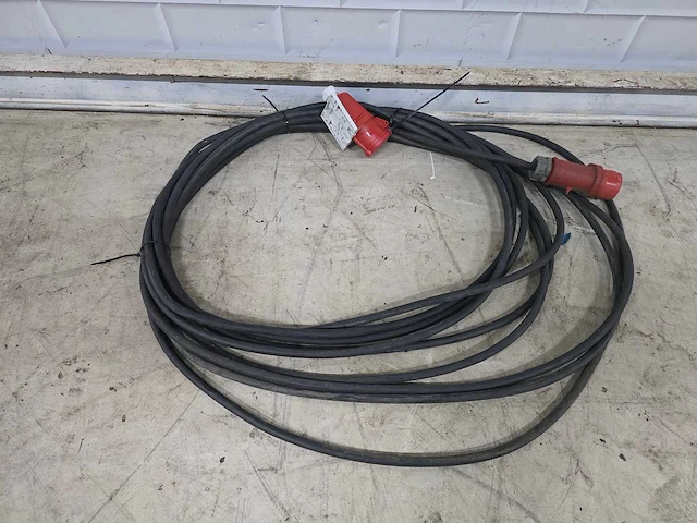Verlengkabel 25 meter 380v 32ah - afbeelding 1 van  2
