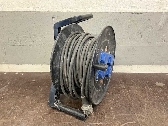 Verlengkabelhaspel 220v - afbeelding 4 van  4