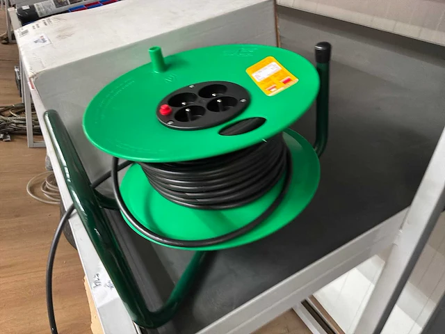 Verlengkabelhaspel 25 mtr (2x) - afbeelding 3 van  4