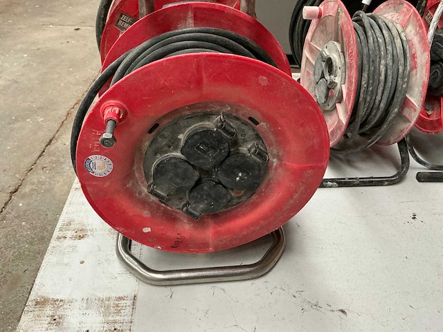 Verlengkabelhaspel (2x) - afbeelding 2 van  3