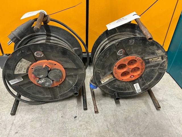 Verlengkabelhaspel (2x) - afbeelding 2 van  4