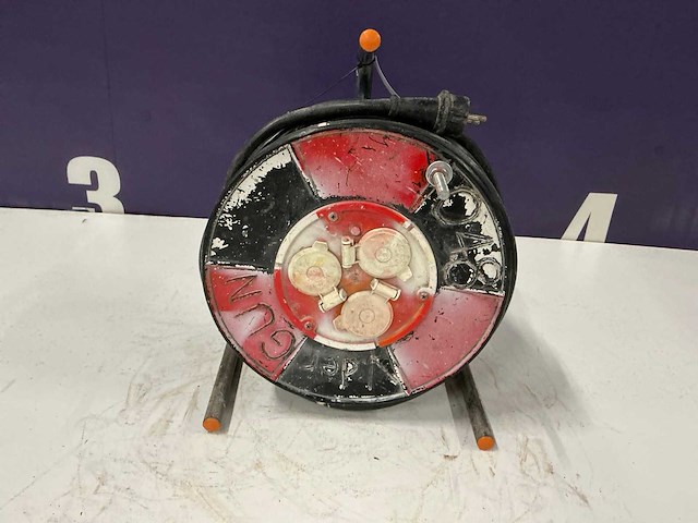 Verlengkabelhaspel - afbeelding 2 van  5