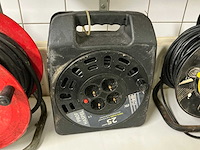 Verlengkabelhaspels elektrisch en snoeren (4x) - afbeelding 2 van  3