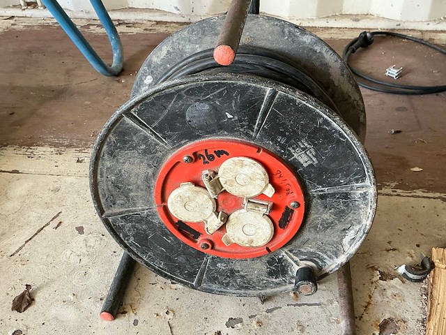 Verlengkabelhaspels en -snoer (2x) - afbeelding 2 van  3