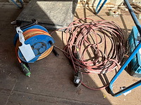 Verlengkabelhaspels en -snoer (2x) - afbeelding 1 van  3