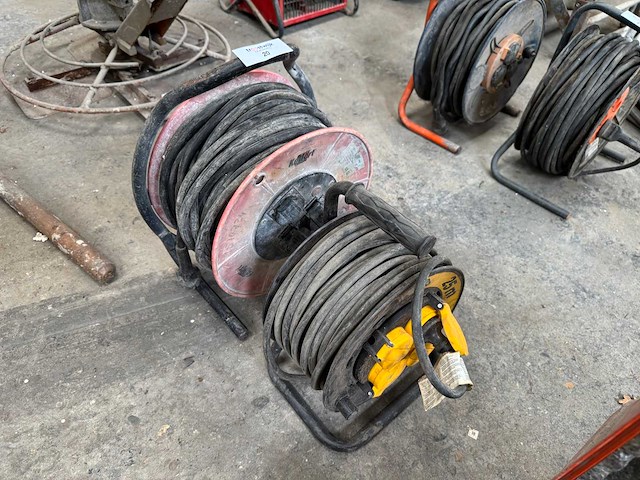 Verlengkabelhaspels en -snoer (2x) - afbeelding 1 van  1