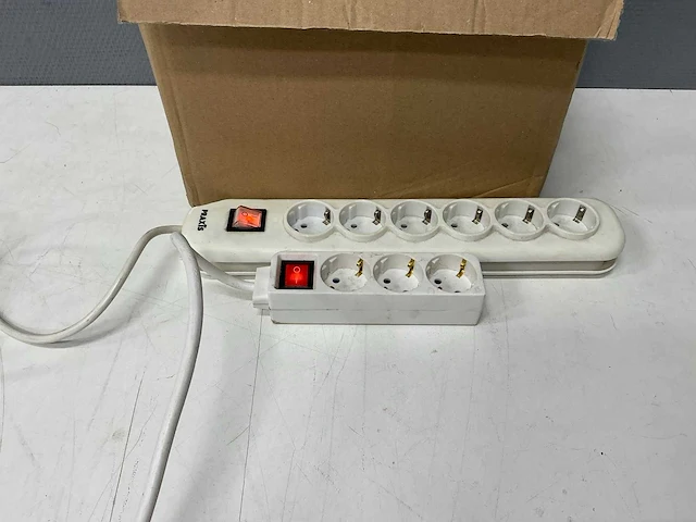 Verlengkabelhaspels en -snoer (9x) - afbeelding 12 van  17