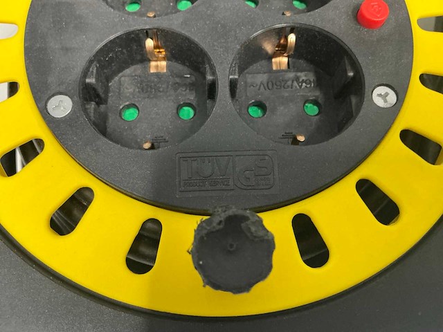 Verlengkabelhaspels en snoeren (12x) - afbeelding 11 van  11