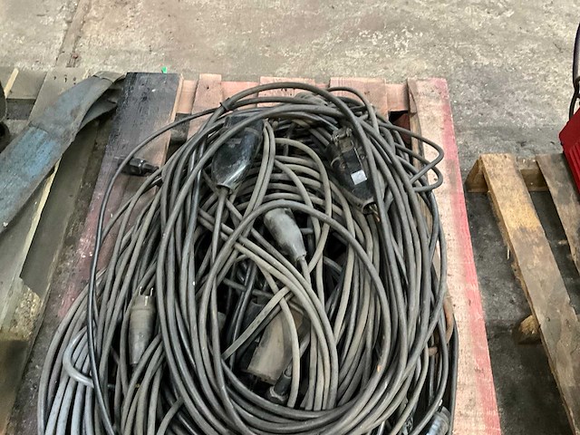 Verlengkabels 230/380 volt - afbeelding 2 van  3