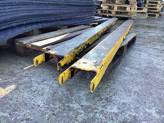 Verlenglepels heftruck - afbeelding 1 van  2