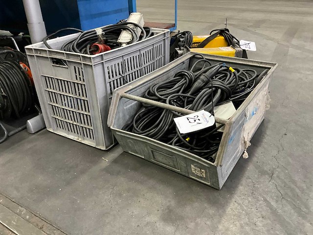 Verlengsnoeren en divers - afbeelding 1 van  6