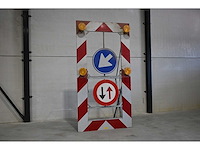 Verlicht inklapbaar werkzaamhedenbord - afbeelding 4 van  11