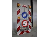Verlicht inklapbaar werkzaamhedenbord - afbeelding 5 van  11