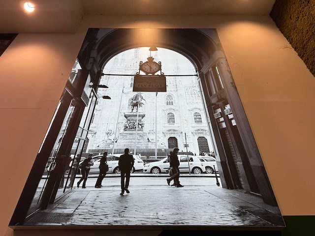 Verlichte canvas "fly flot italy" - afbeelding 1 van  2