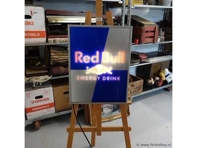 Verlichte reclame-lichtbak red bull - afbeelding 1 van  8