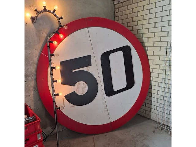 Verlichte sinterklaas staf met " 50 jaar " bord - afbeelding 1 van  3