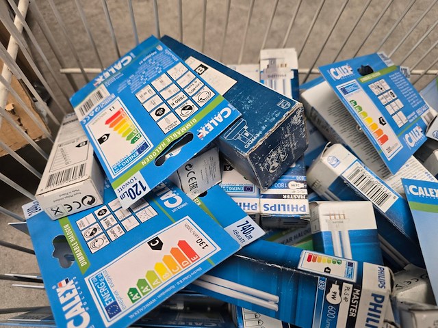 Verlichting lampen en spots partij - afbeelding 3 van  7
