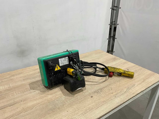 Verlinde - 2004 - vl0102504b1f - elektrische takel - afbeelding 2 van  8