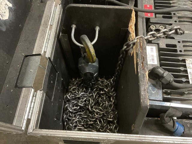 Verlinde 1000kg / 20m elektrische kettingtakel in flightcase - afbeelding 4 van  5
