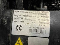 Verlinde stagemaker sr1 250kg 19m elektrische kettingtakel (2x) - afbeelding 4 van  5