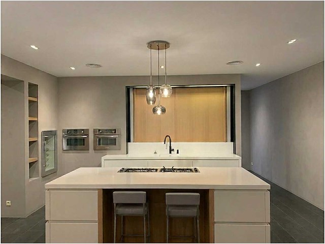 Verlo - showroomkeuken met kookplaat - afbeelding 1 van  17