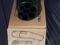 Verloopstekker / adapter metron ac01. type 2 naar schuco (230v). laadpaal gebruiken als stopcontact. - afbeelding 2 van  3