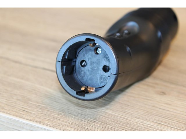 Verloopstekker / adapter metron ac01. type 2 naar schuco (230v). laadpaal gebruiken als stopcontact. - afbeelding 3 van  3