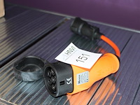 Verloopstekker / adapter metron ac01v2lmg. type 2 naar schuco (230v). auto accu gebruiken als standaard wcd. - afbeelding 1 van  2