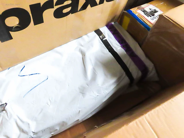 Verloren postpakketten, retouren & overstock -... - afbeelding 13 van  14