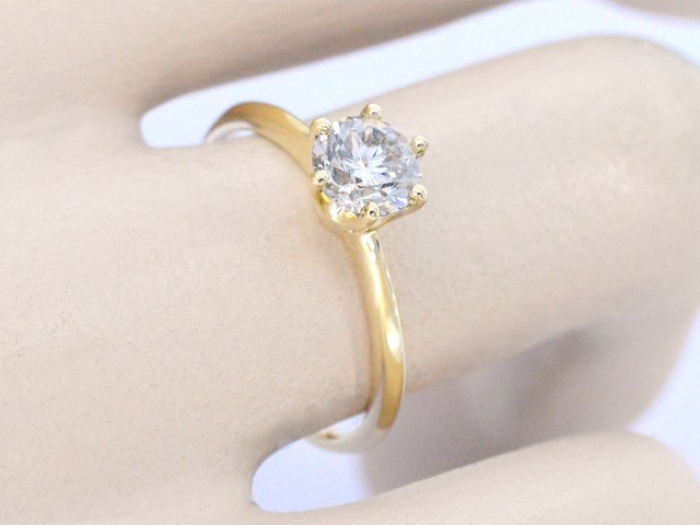 Verlovingsring met een diamant van 1.50 carat in 18 carats goud - afbeelding 2 van  6