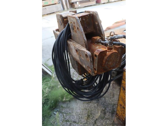 Vermeer hb80 hydroburst (pipe bursting machine) - afbeelding 9 van  24