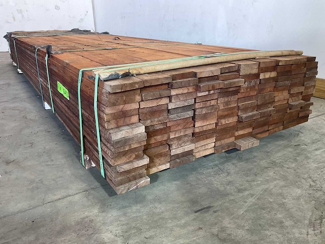 Vermelho hardhouten beschoeiingsplank 300x10x2 cm (50x) - afbeelding 5 van  6