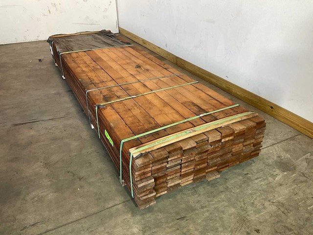 Vermelho hardhouten beschoeiingsplank 300x10x2 cm (50x) - afbeelding 2 van  4