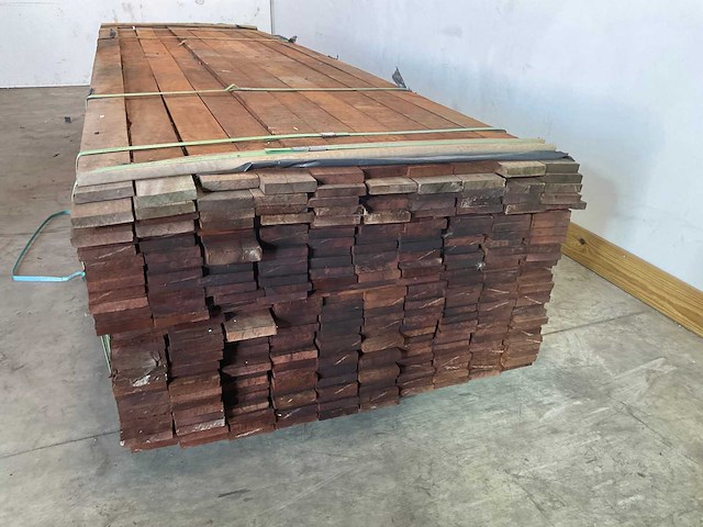 Vermelho hardhouten beschoeiingsplank 350x10x2 cm (50x) - afbeelding 4 van  6