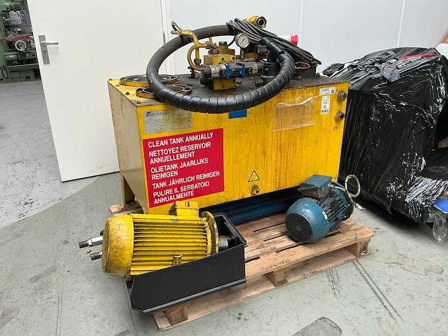 Vermeulen hydraulisch aggregaat - afbeelding 1 van  14