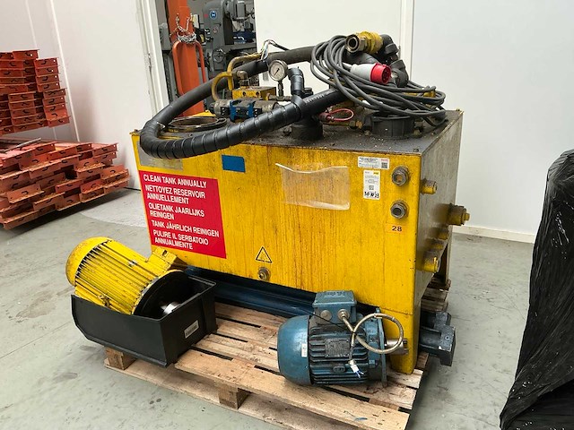 Vermeulen hydraulisch aggregaat - afbeelding 9 van  14